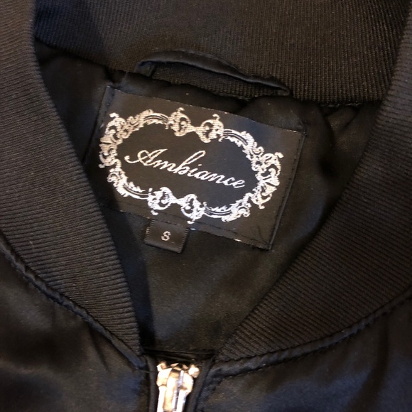 Jacket - Picture 4 of 4